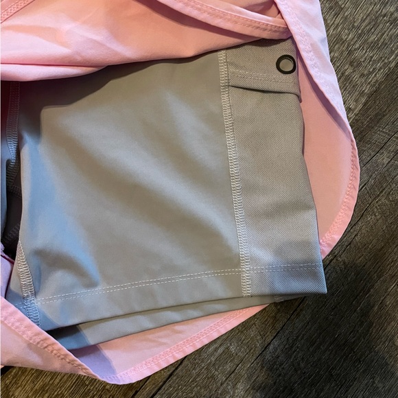 Women’s Nike Dri-Fit Running Shorts Blush Pink Size Med liner has Pockets - Picture 5 of 5